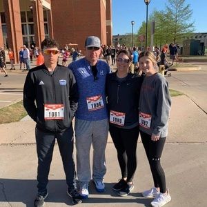 Meet your Posher, Gregory